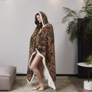 THE WOODS NATURAL HOODED THROW