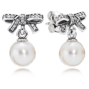 Delicate Sentiments White Pearl