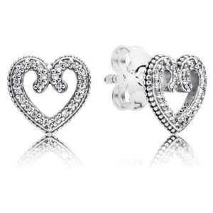 Heart stud earrings with 50 micr
